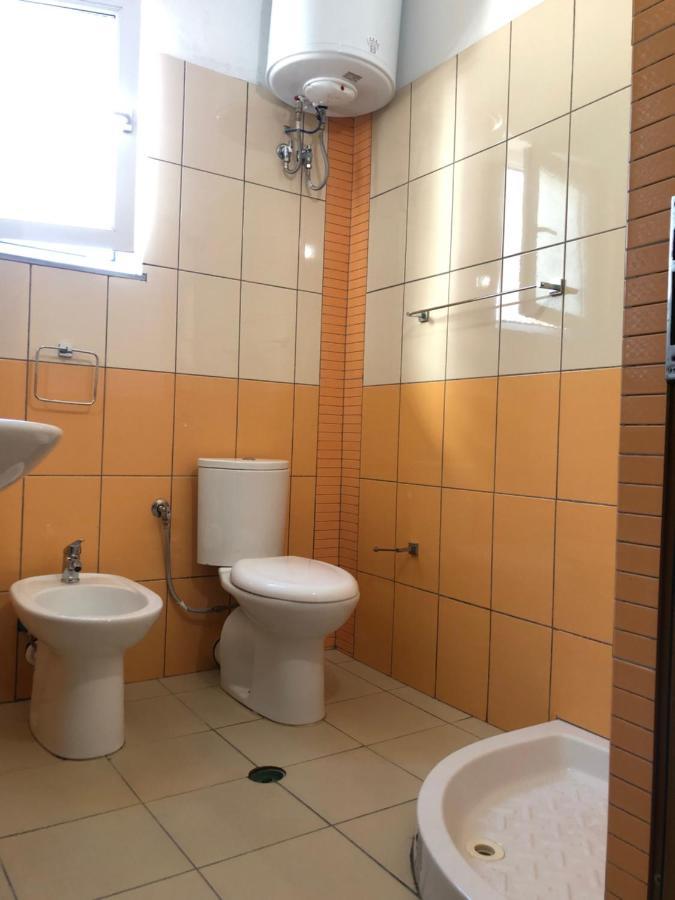 Lungomare Apartment Вльора Екстер'єр фото